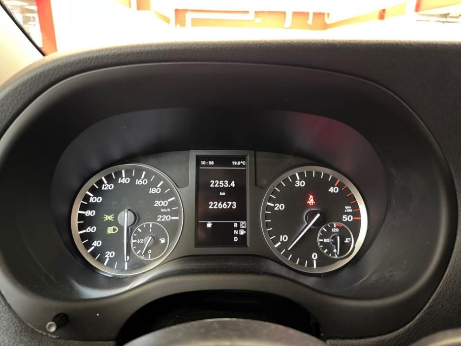 MERCEDES-BENZ Vito 2015