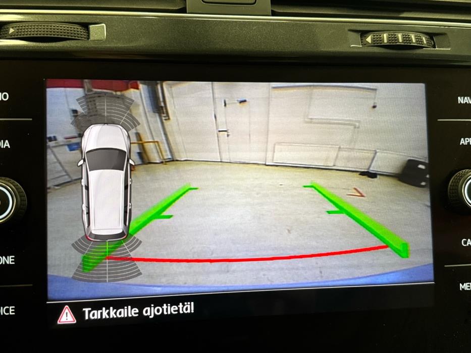 VOLKSWAGEN Golf 2018