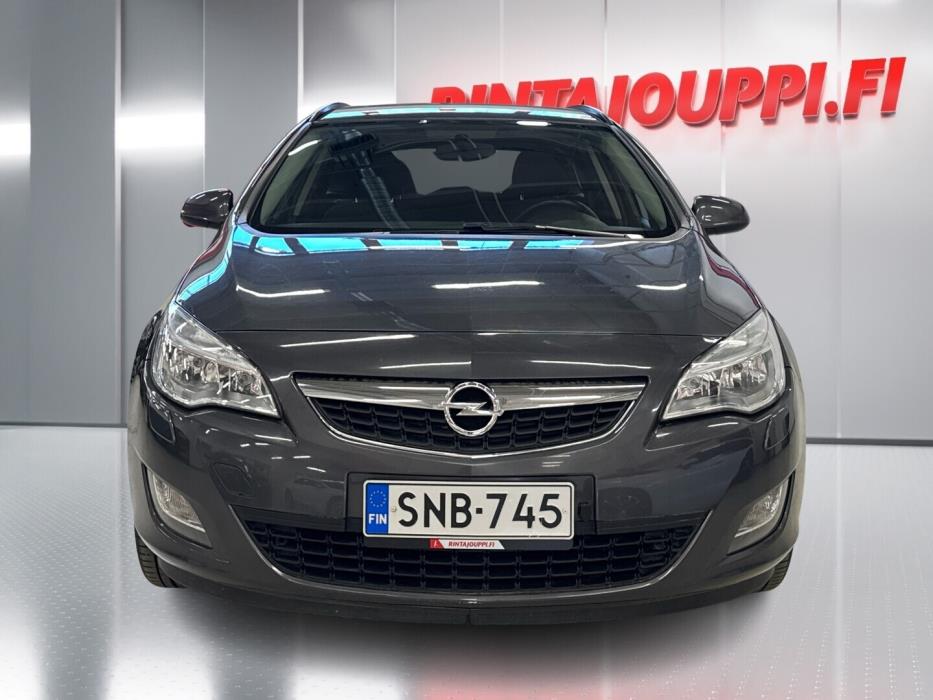 OPEL Astra 2012