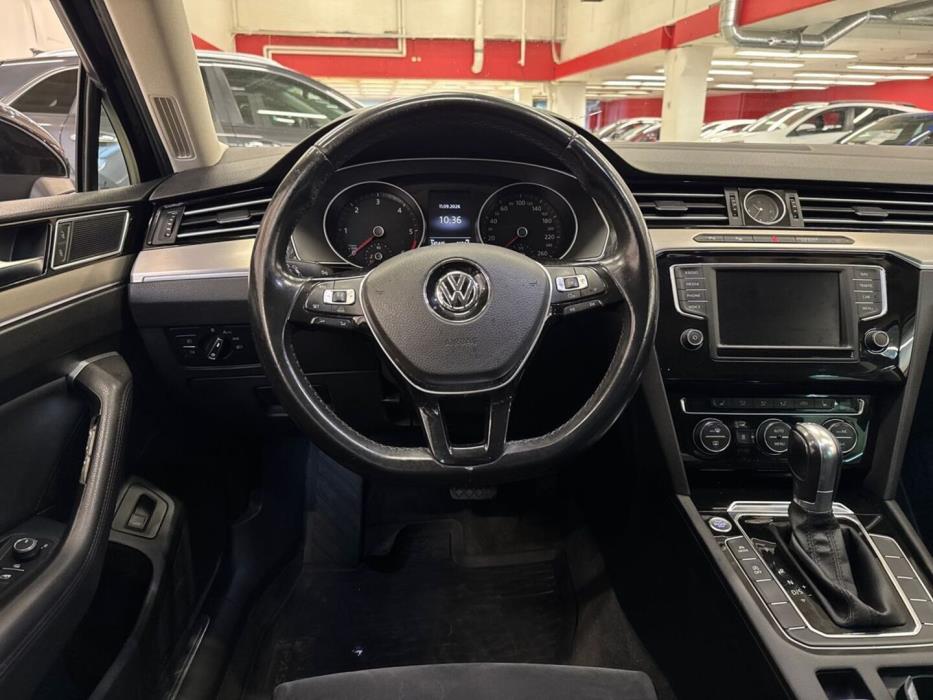 VOLKSWAGEN Passat 2015