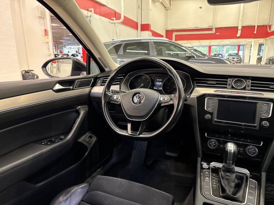 VOLKSWAGEN Passat 2015