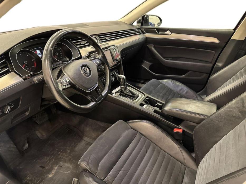 VOLKSWAGEN Passat 2015