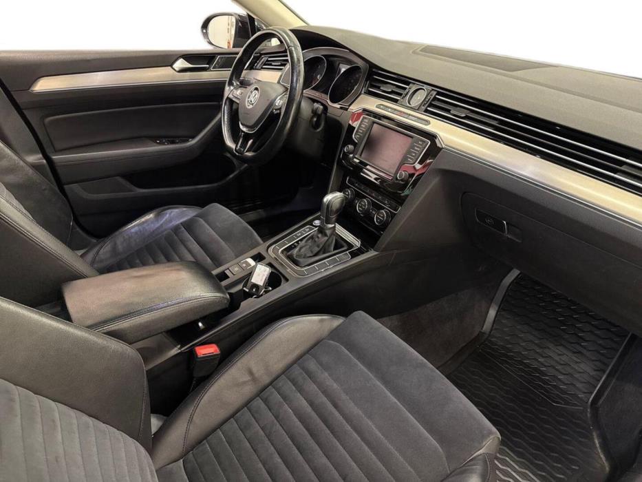 VOLKSWAGEN Passat 2015
