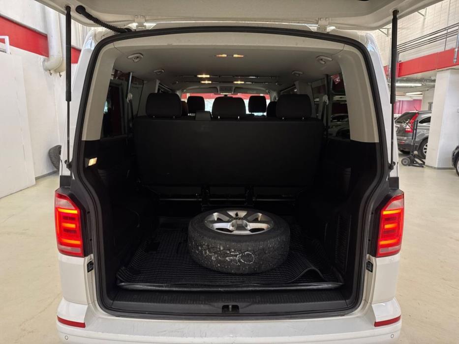 VOLKSWAGEN Caravelle 2016