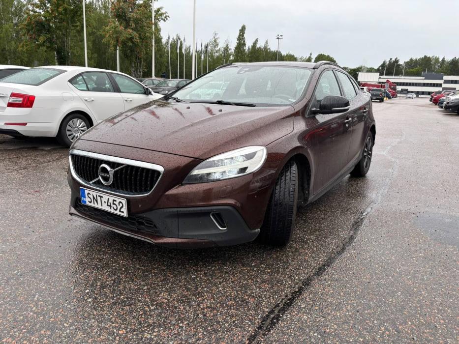 VOLVO V40 Cross Country 2016