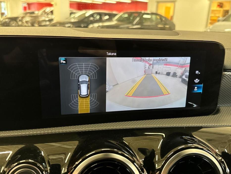 MERCEDES-BENZ CLA 2020