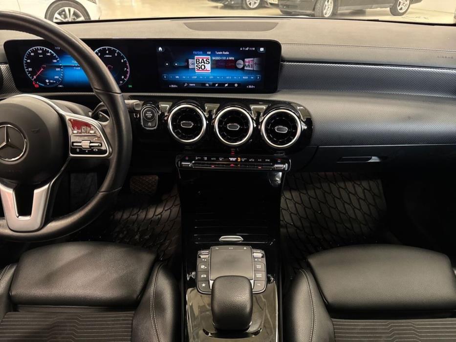 MERCEDES-BENZ CLA 2020