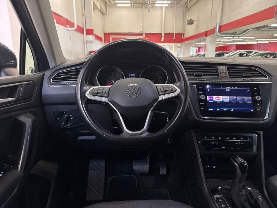 VOLKSWAGEN Tiguan 2022