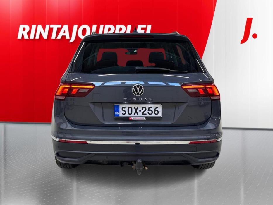 VOLKSWAGEN Tiguan 2022