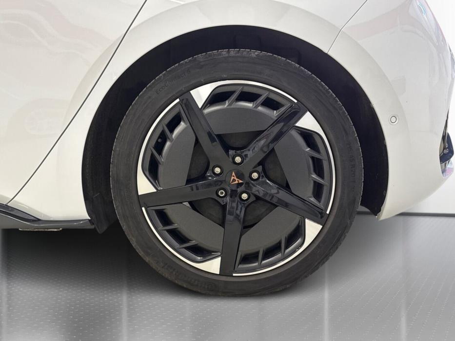 CUPRA Born 2023