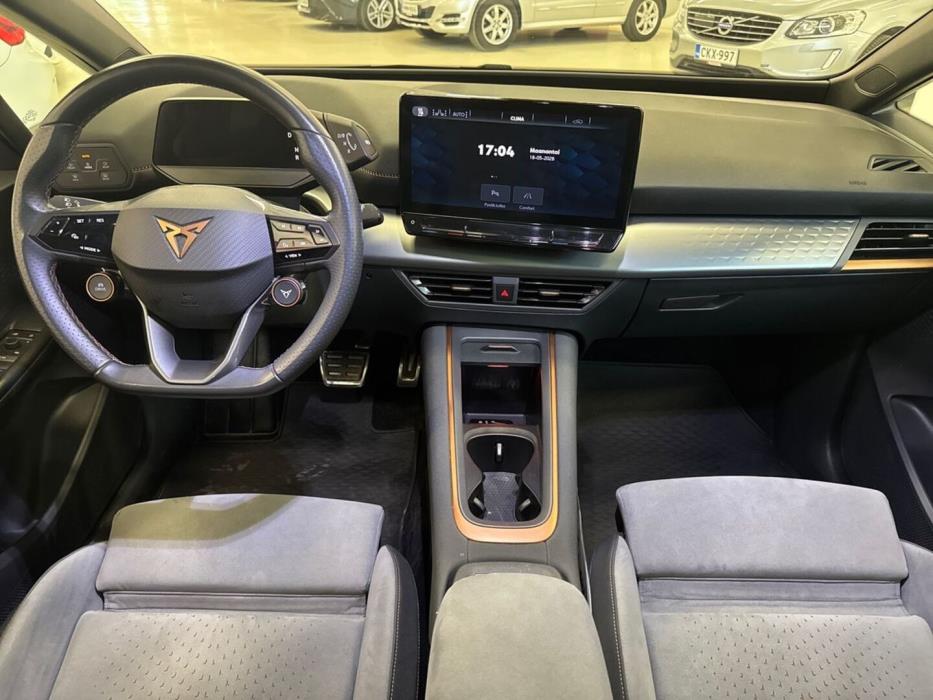 CUPRA Born 2023