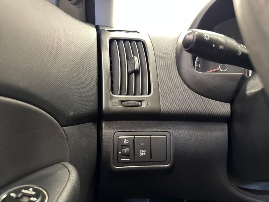 HYUNDAI i30 2010