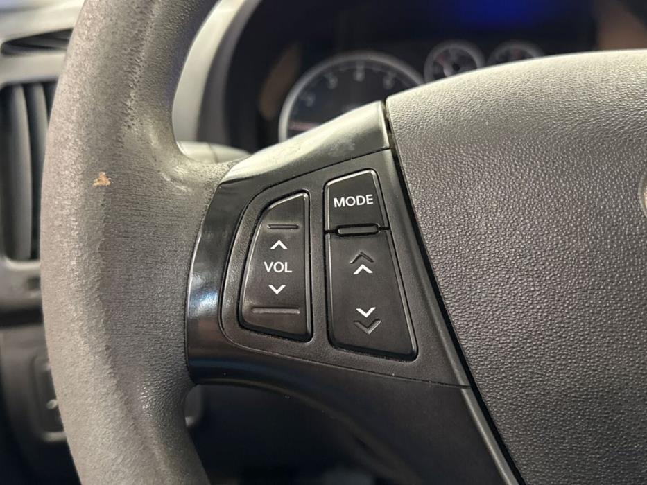 HYUNDAI i30 2010