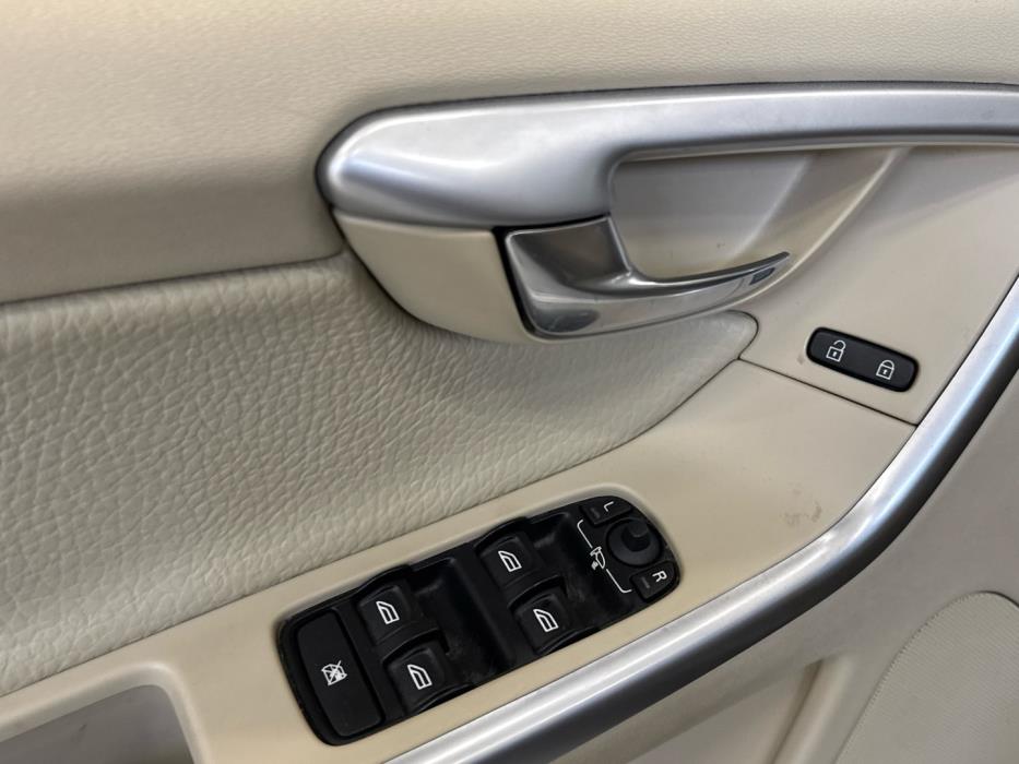 VOLVO XC60 2009