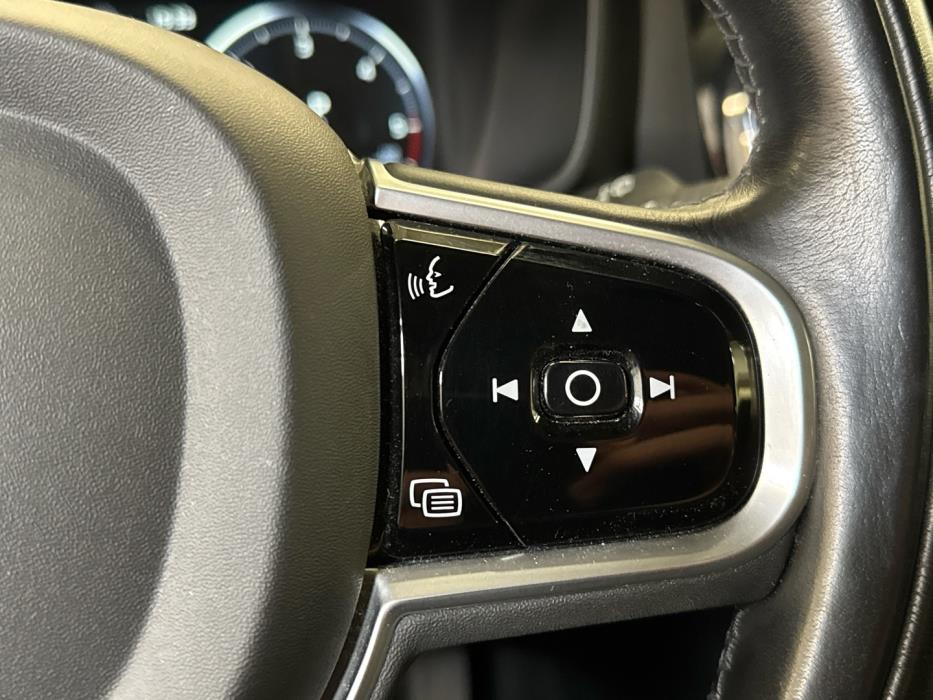 VOLVO V60 2019