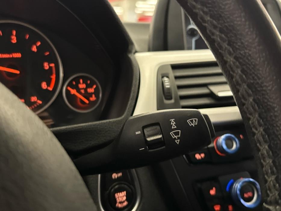 BMW 316 2012