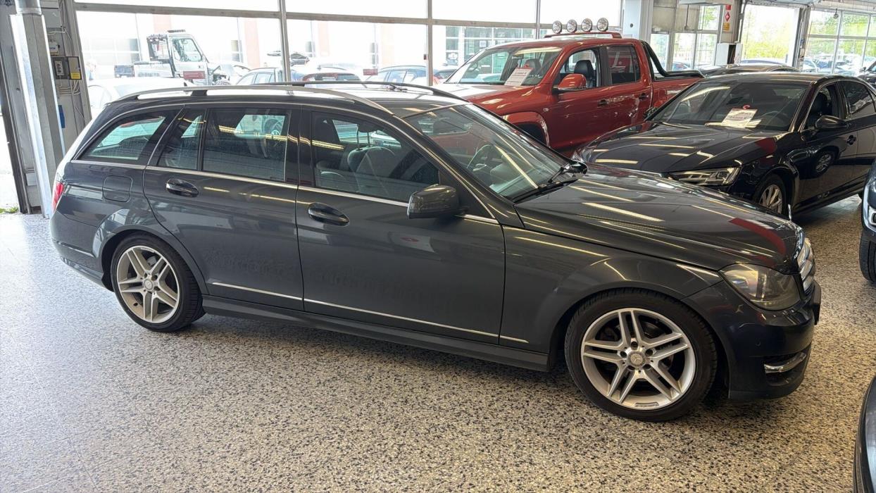 MERCEDES-BENZ C 2014