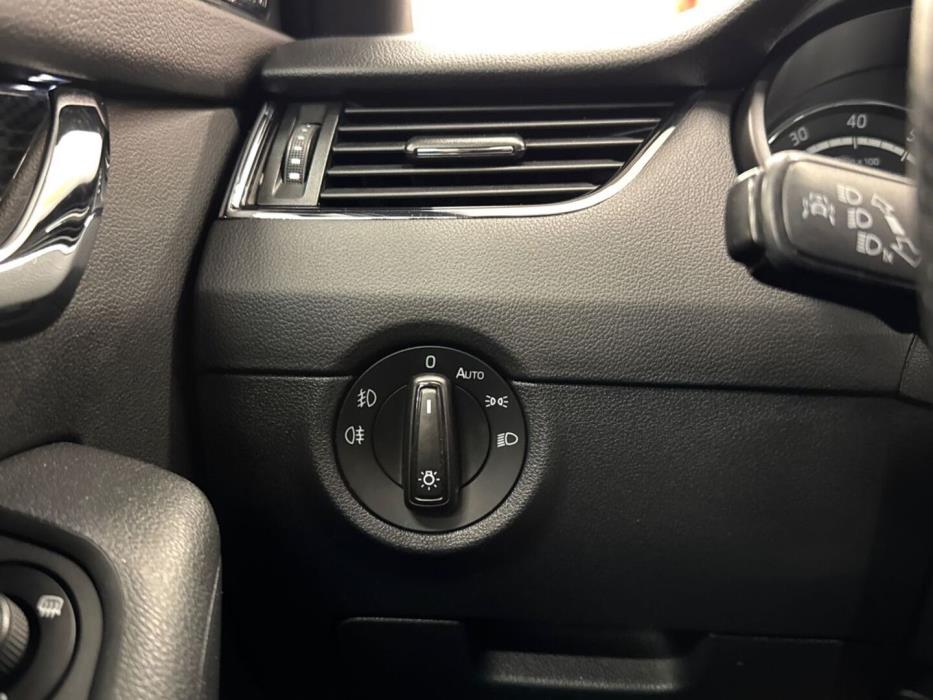 SKODA Octavia 2014