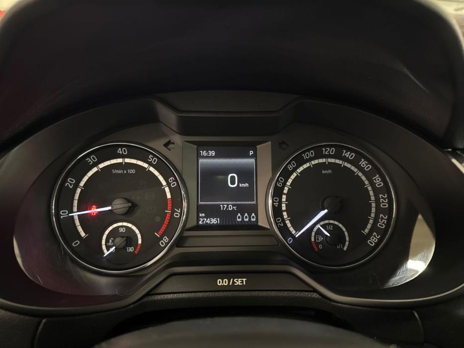 SKODA Octavia 2014