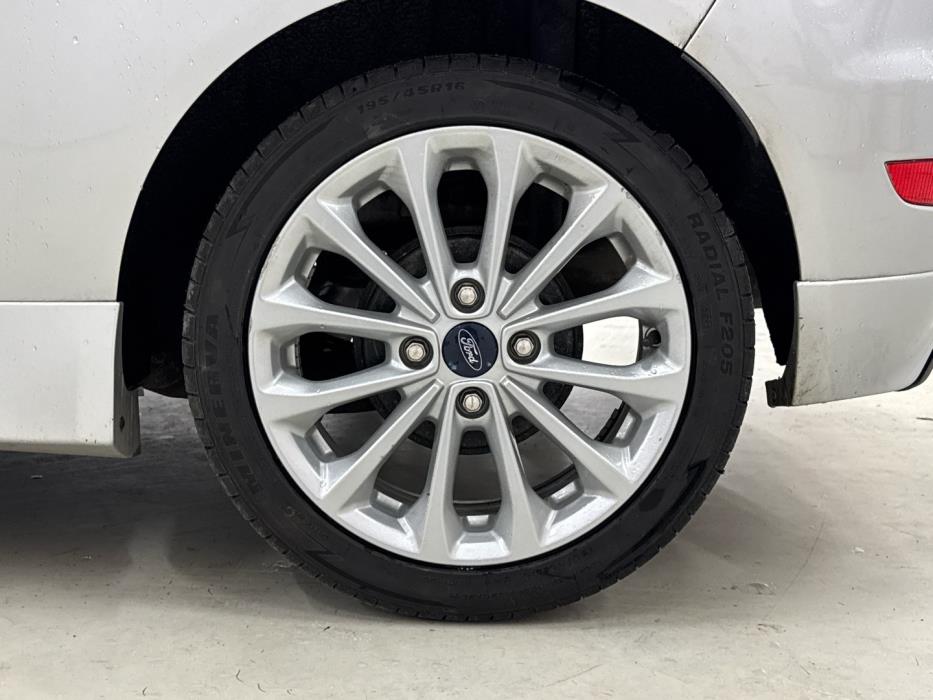 FORD Fiesta Van 2015