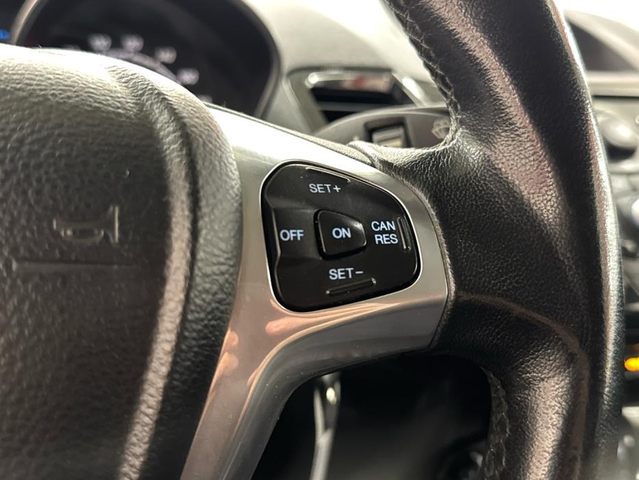 FORD Fiesta Van 2015