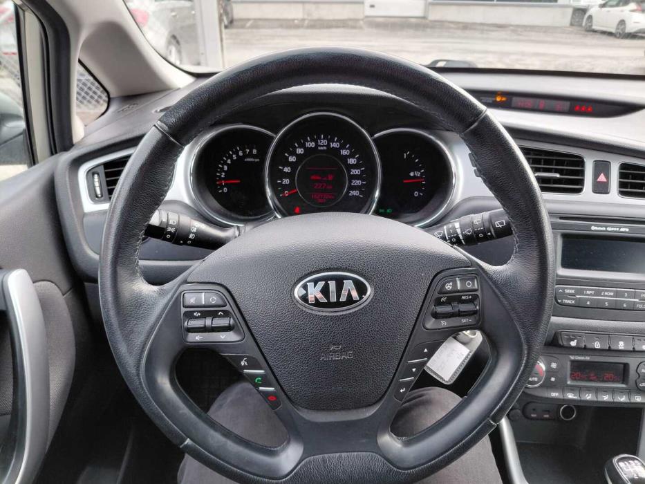 KIA cee'd 2015