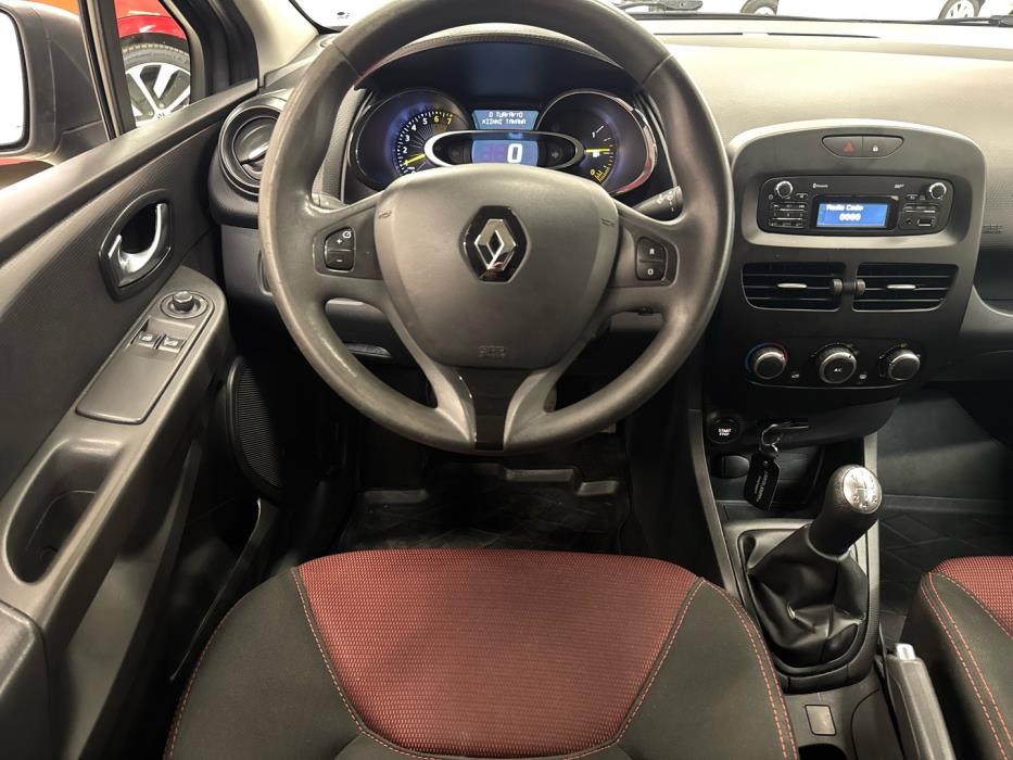 RENAULT Clio 2016