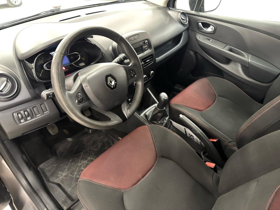 RENAULT Clio 2016
