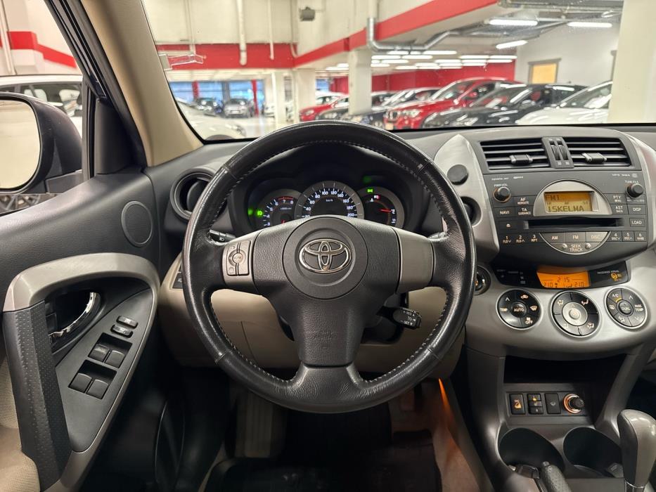 TOYOTA RAV4 2006