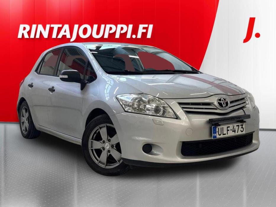 TOYOTA Auris 2010