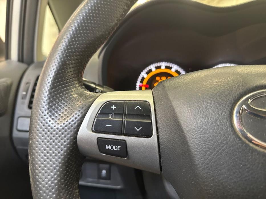 TOYOTA Auris 2010