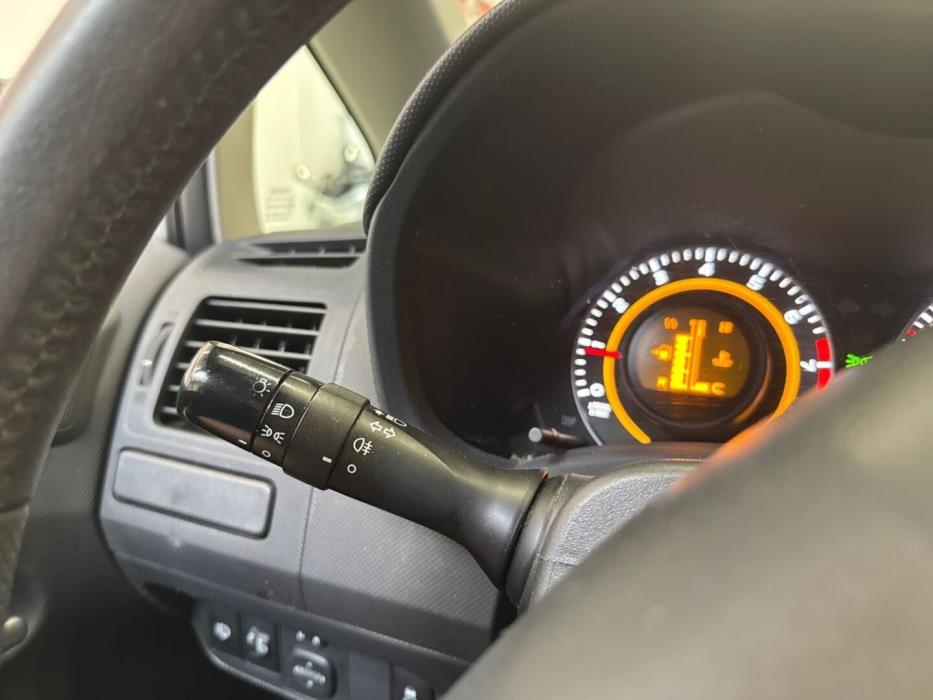 TOYOTA Auris 2010