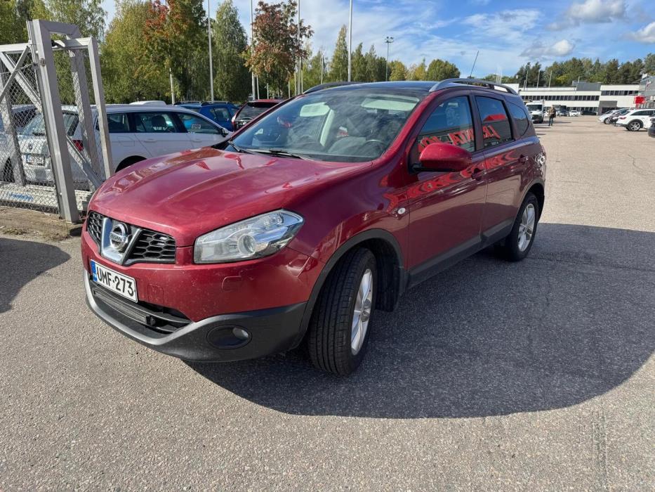 NISSAN Qashqai+2 2010