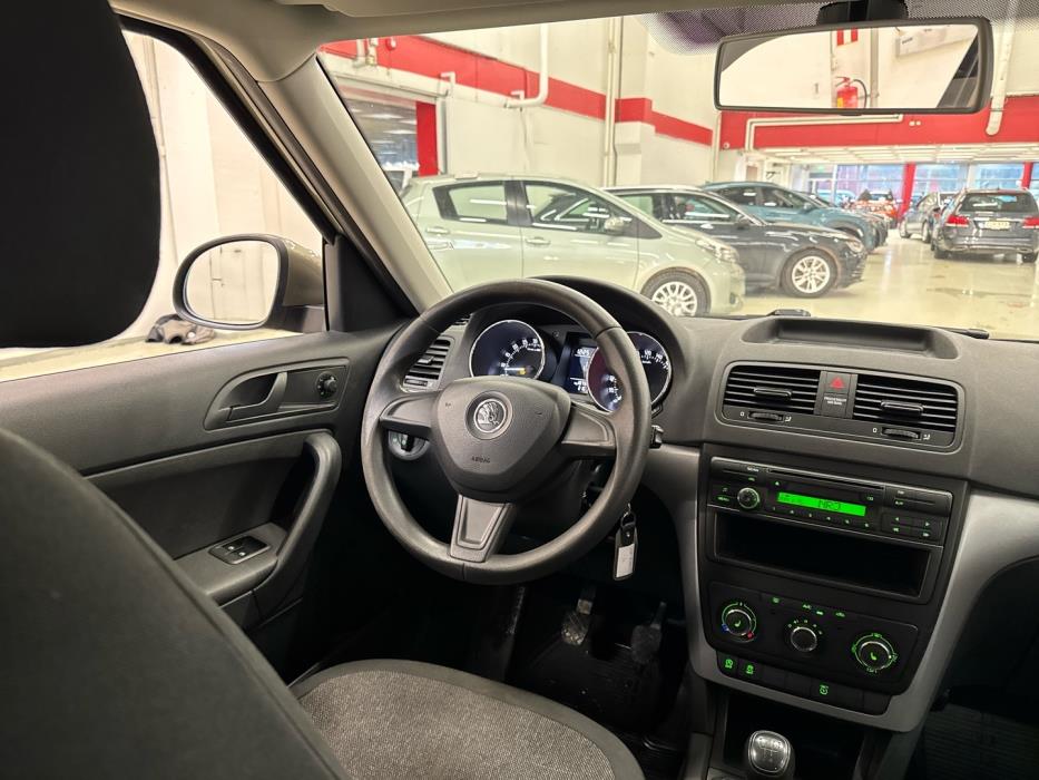 SKODA Yeti 2014
