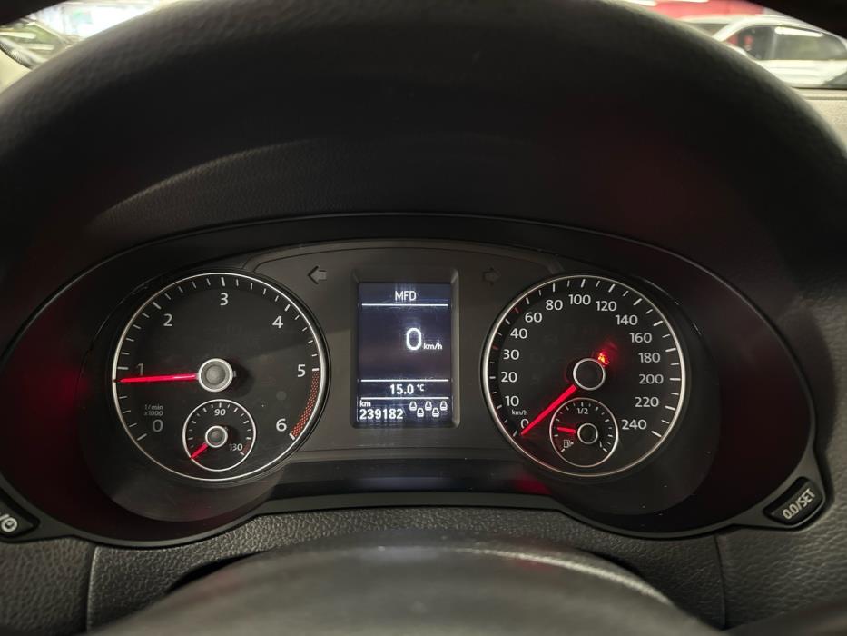 VOLKSWAGEN Sharan 2012