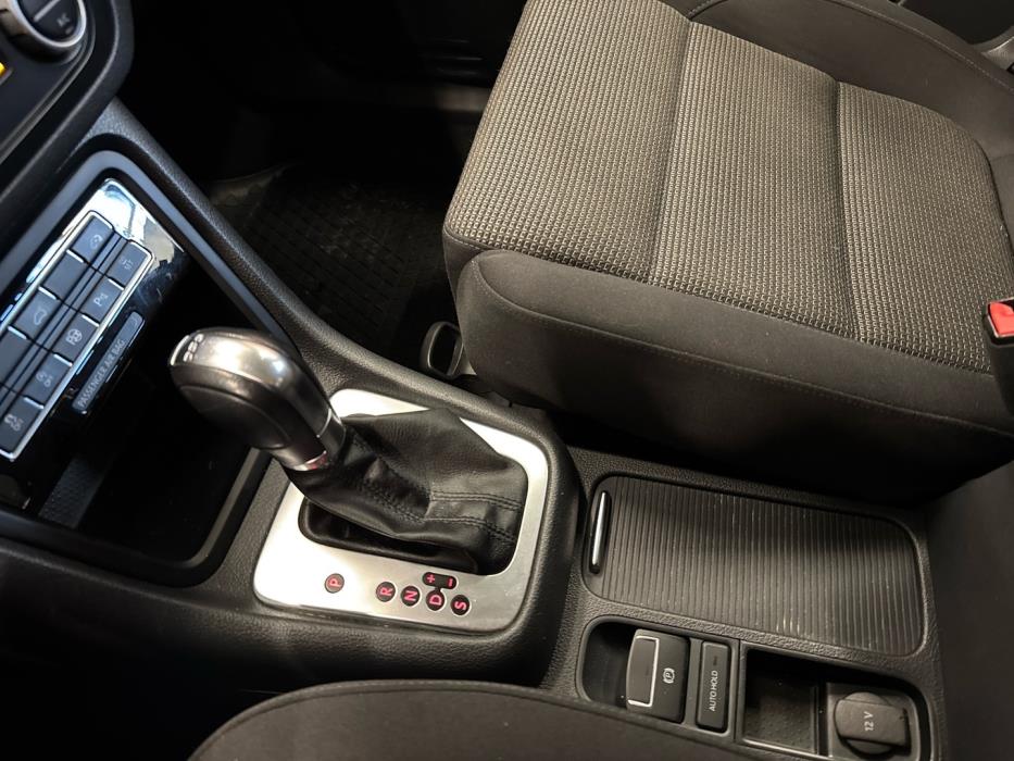 VOLKSWAGEN Sharan 2012