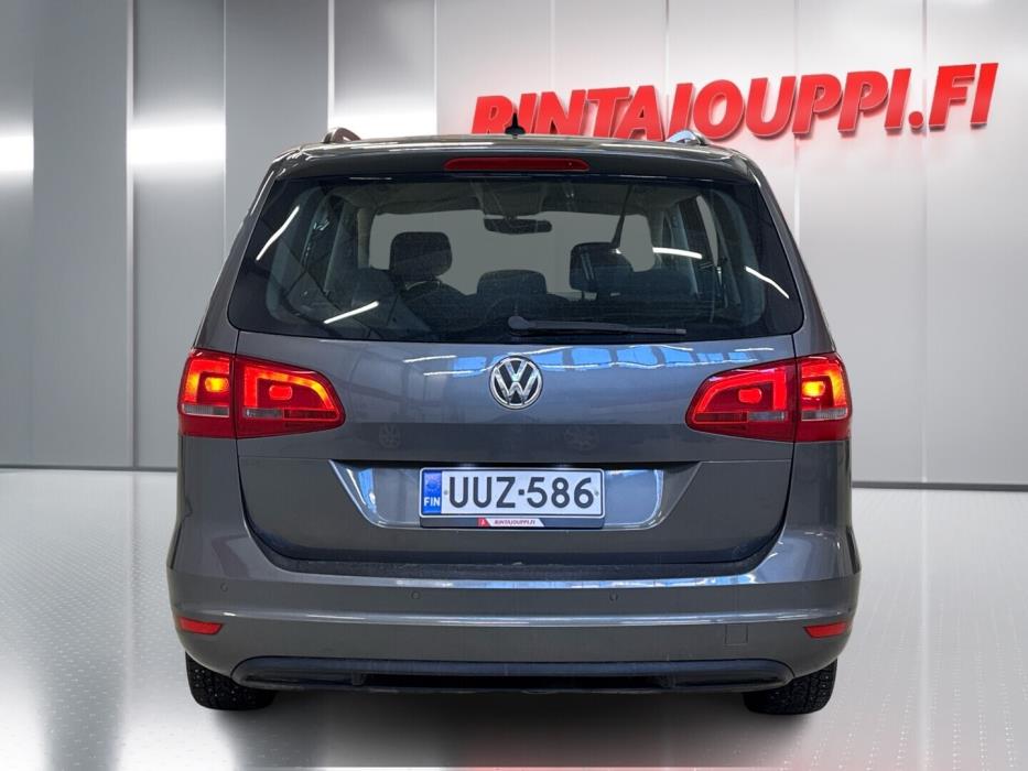 VOLKSWAGEN Sharan 2012