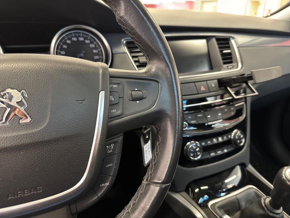 PEUGEOT 508 2015