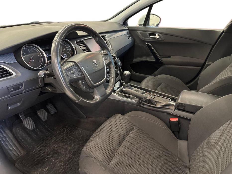 PEUGEOT 508 2015