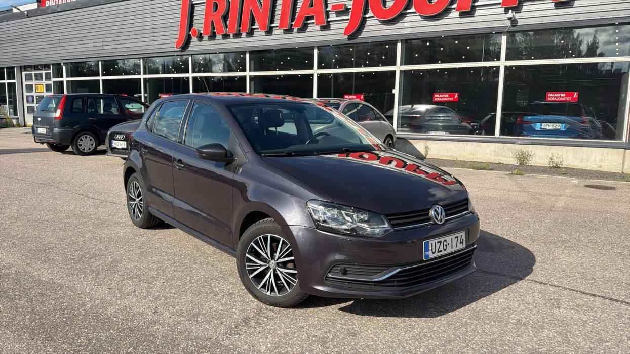 VOLKSWAGEN Polo 2016