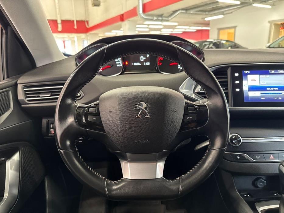 PEUGEOT 308 2017