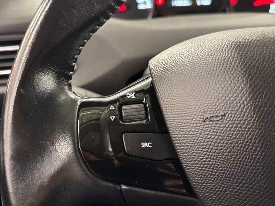 PEUGEOT 308 2017