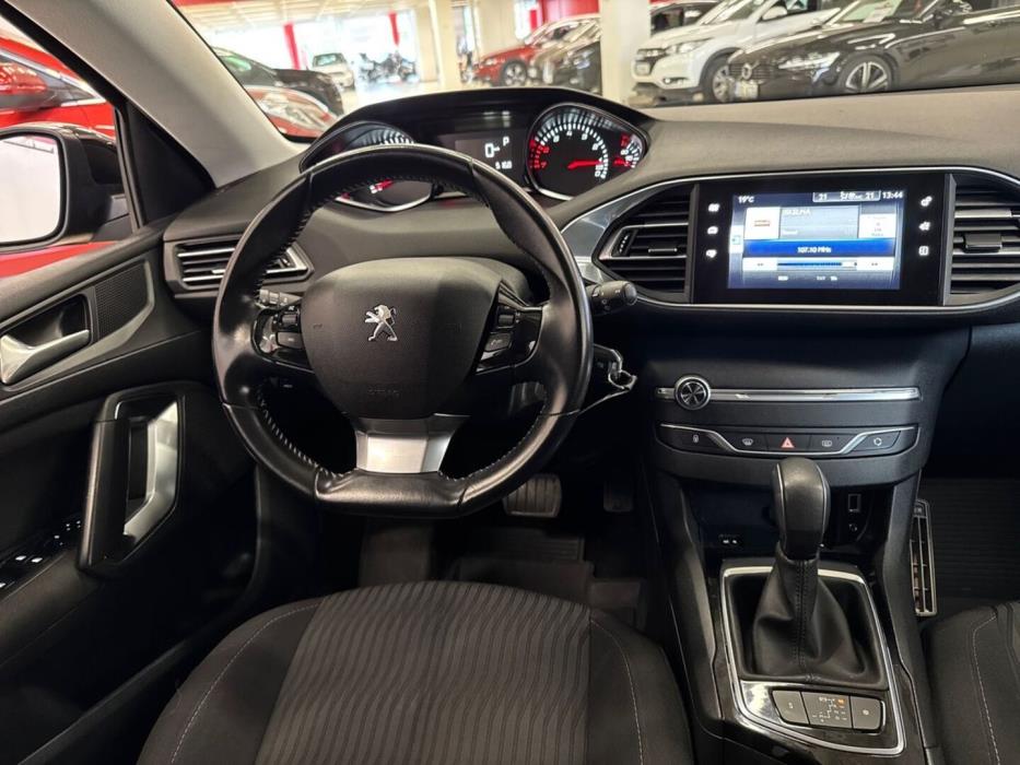PEUGEOT 308 2017