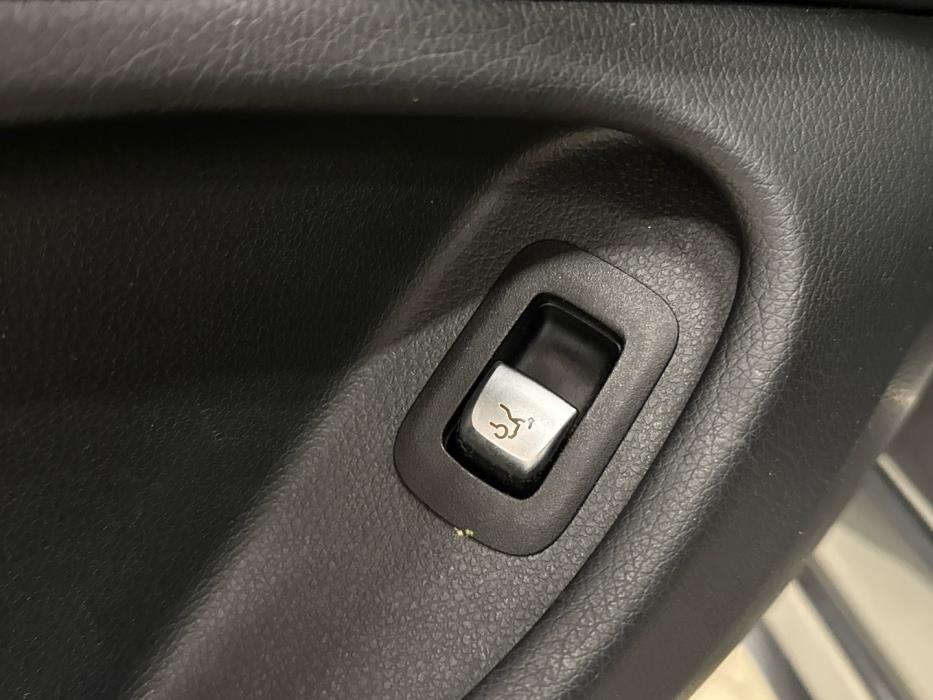 MERCEDES-BENZ C 2017