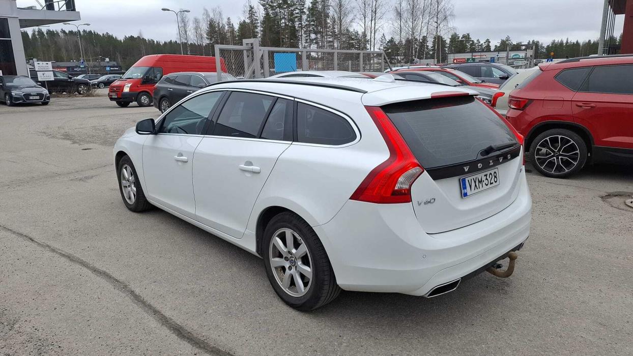 VOLVO V60 2014