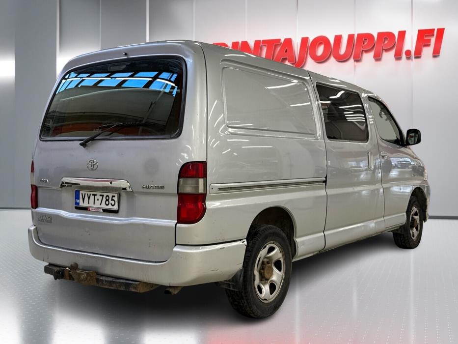 TOYOTA Hiace 2010