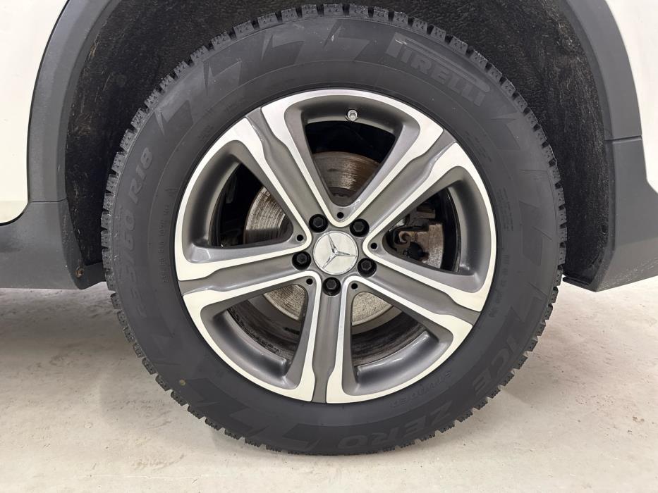 MERCEDES-BENZ GLC 2016