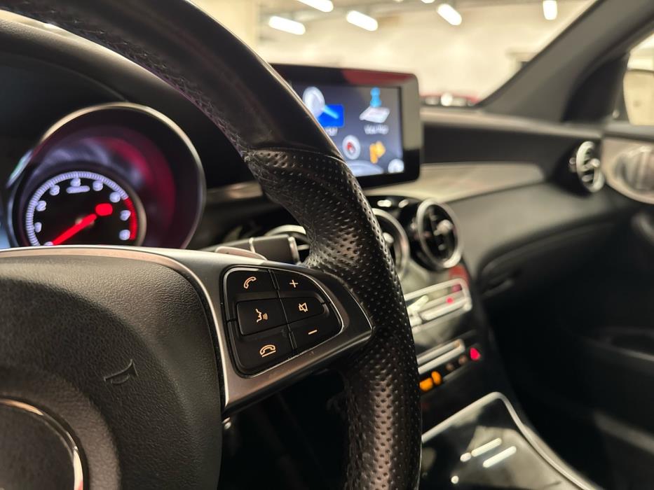 MERCEDES-BENZ GLC 2016