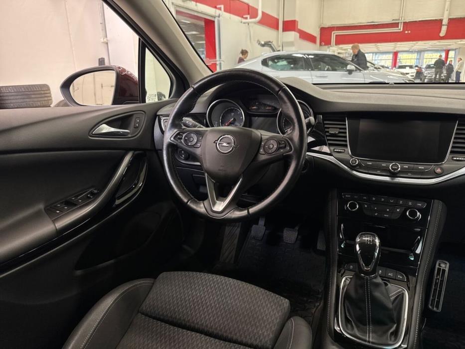 OPEL Astra 2018