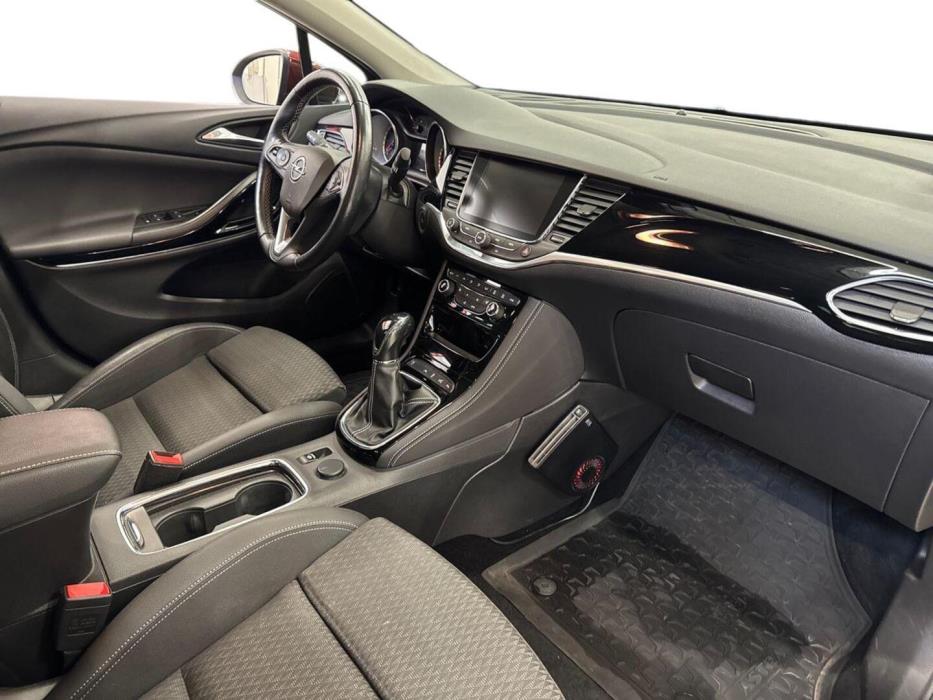 OPEL Astra 2018